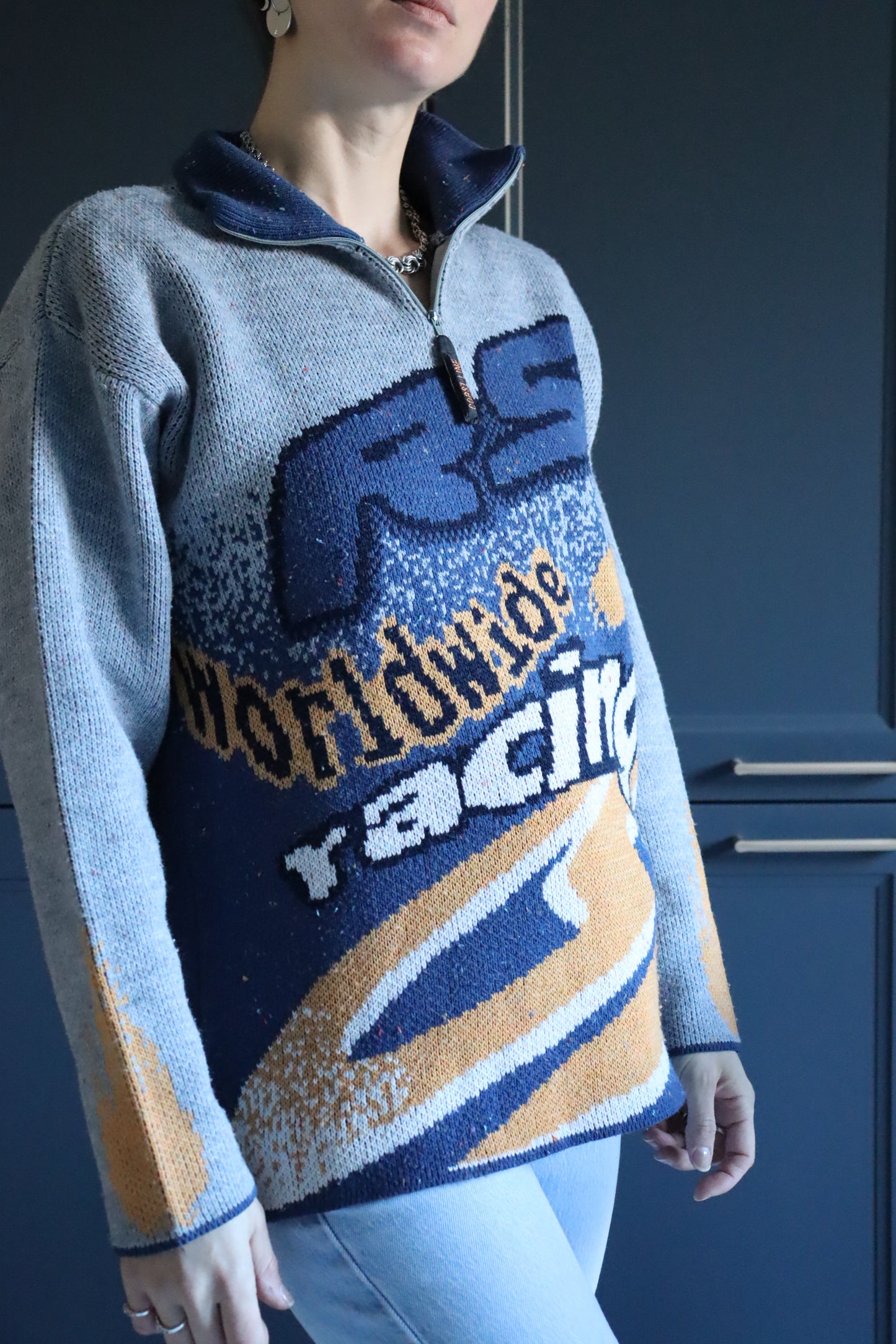 Pull over vintage zippé 90 skate la friperie vintage 25