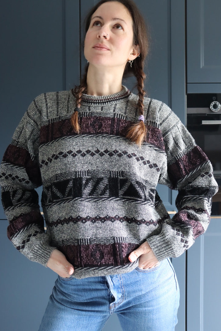 Pull over vintage oversize gris à motifs la friperie vintage 25