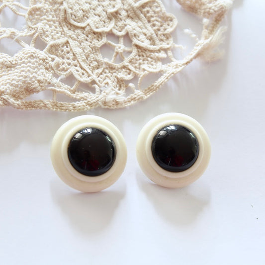 Boucles d'oreilles clips vintage plastique noir et blanc la friperie vintage 25
