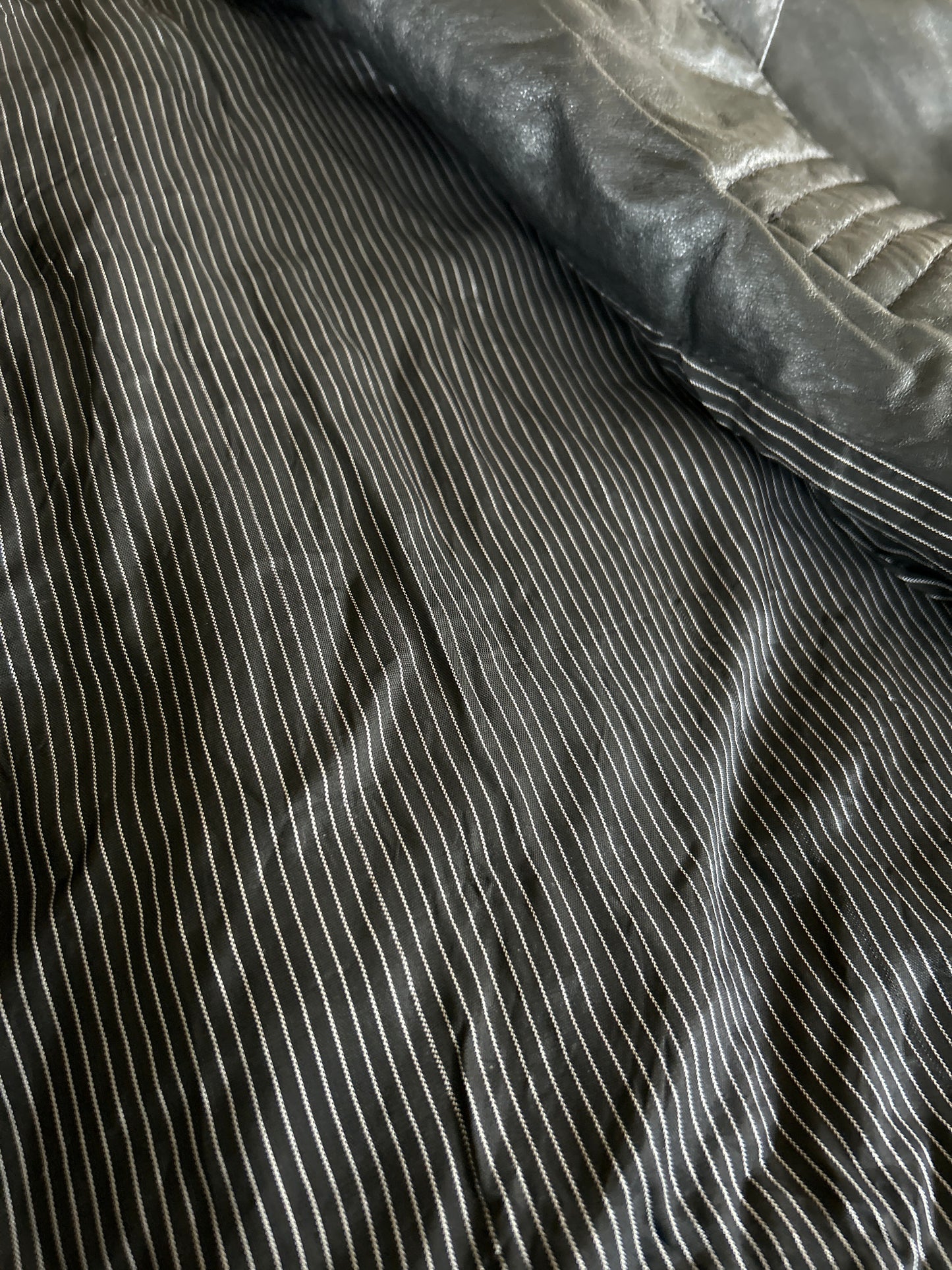 Veste en cuir vintage noire oversize