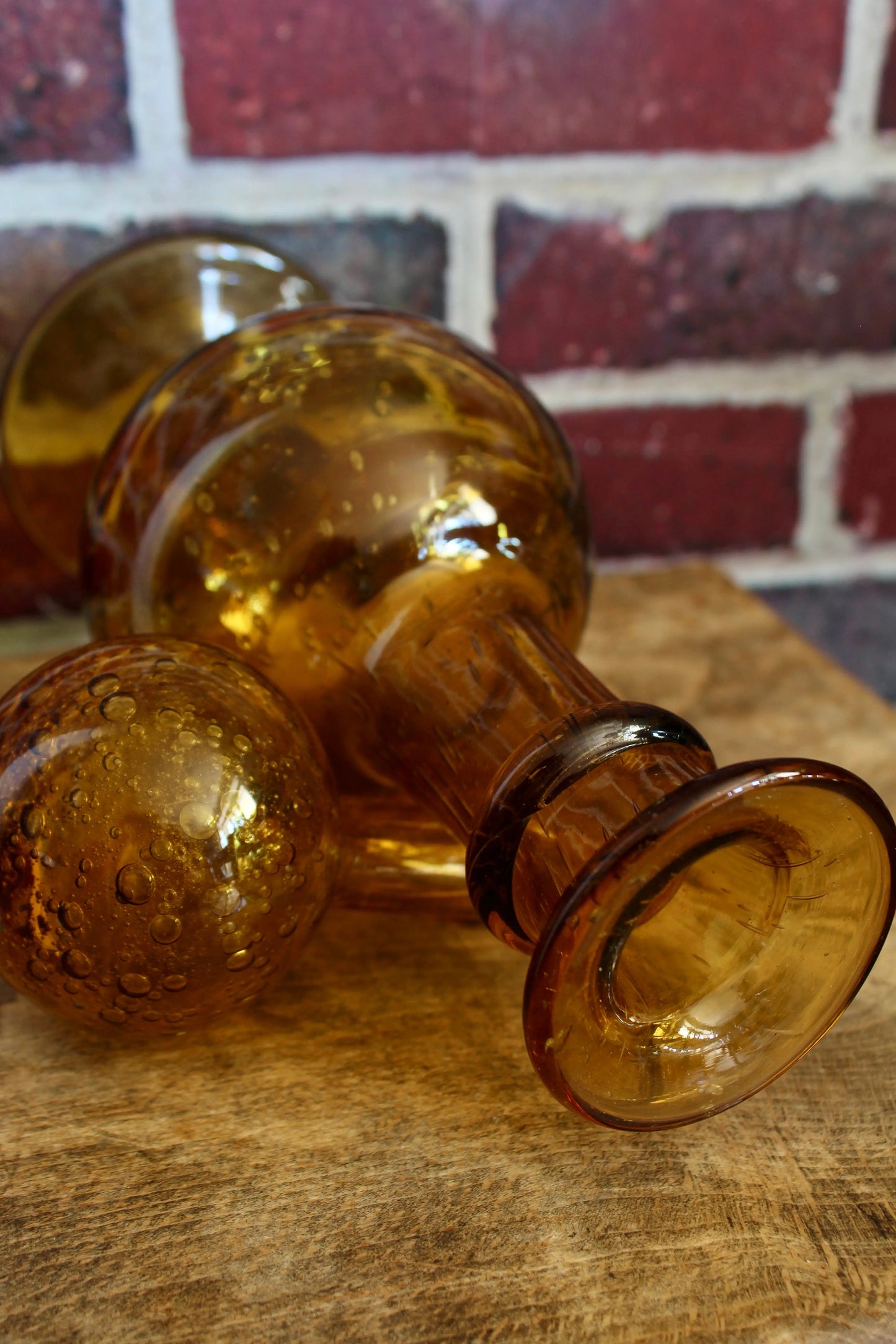 Carafe vintage la Rochère verre bullé ambre - la friperie vintage 25