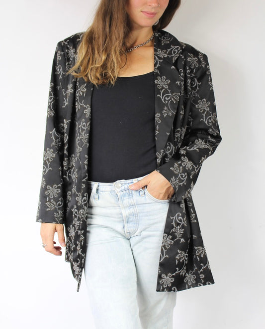 Vest vintage noir motifs fleurs brodés grises Elisabeth Rossignol la friperie vintage 25