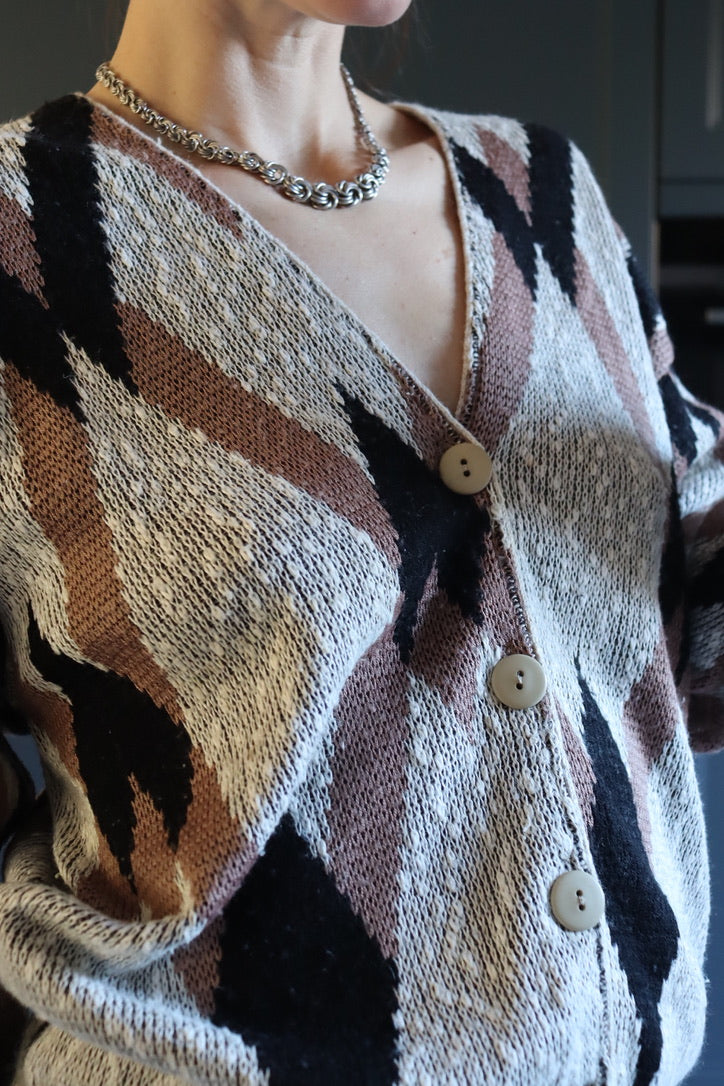 Cardigan vintage motifs géométriques marron la friperie vintage 25