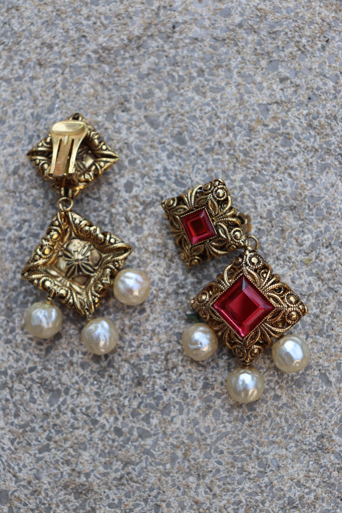 Boucle d’oreille clips vintage or et rose