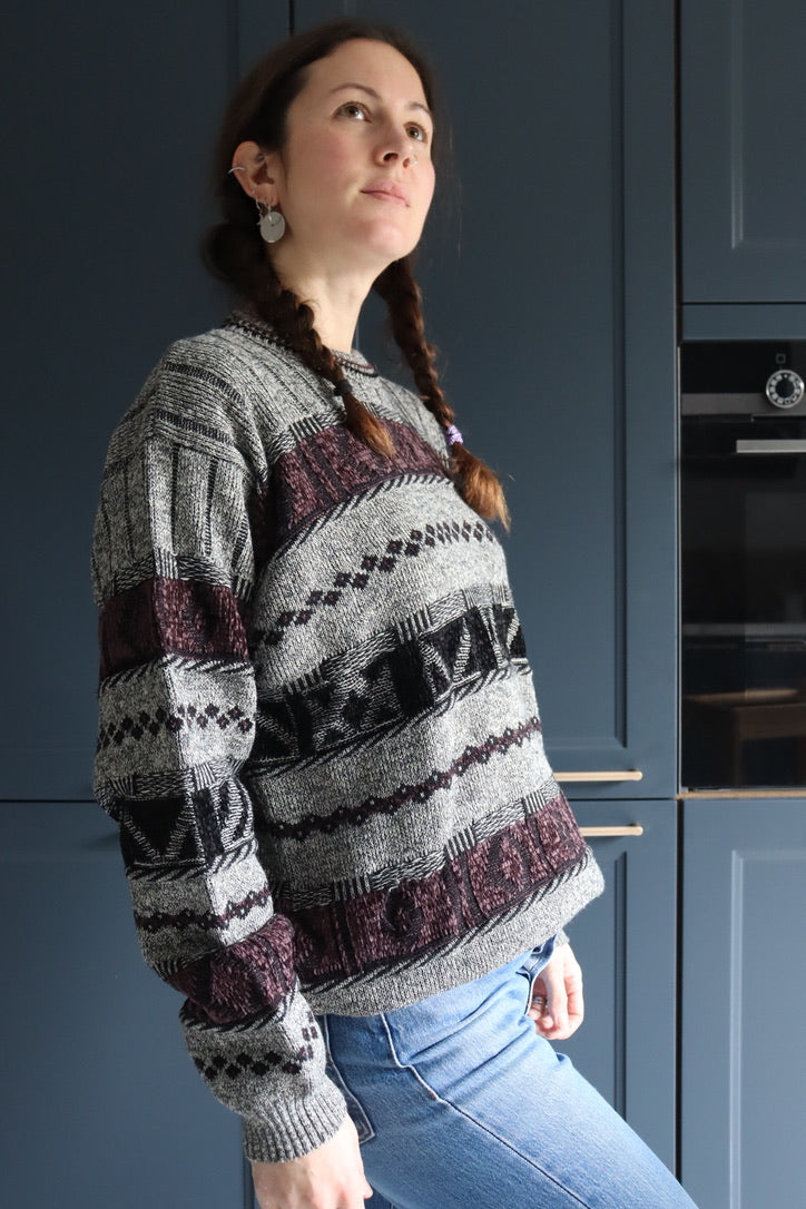Pull over vintage oversize gris à motifs la friperie vintage 25