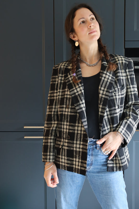 Veste Cacharel vitnage carreaux noirs et blancs la friperie vintage 25
