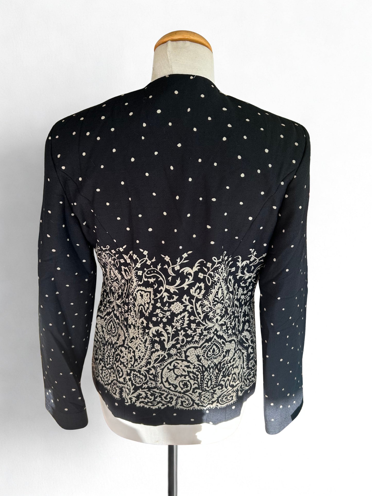 Veste noire imprimé style kimono la friperie vintage 25