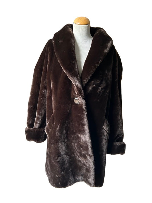 Manteau vintage fausse fourrure marron Paris la friperie vintage 25