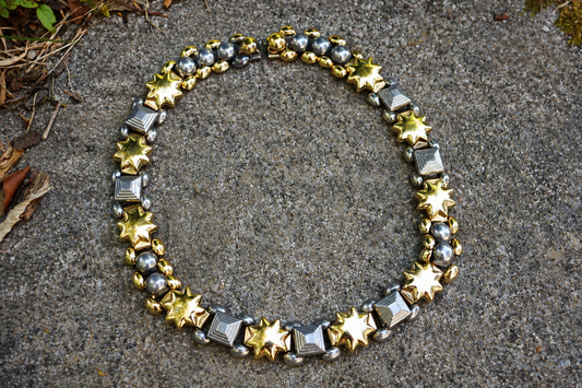 Collier vintage bicolore motifs étoilés