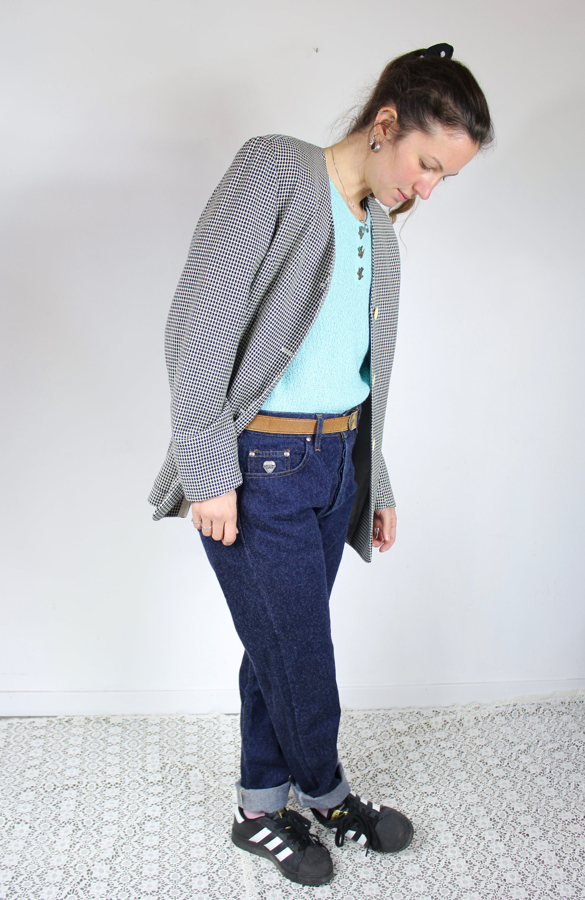 Veste vintage Zapa motifs pieds de poules bleu marine blanc France la friperie vintage 25