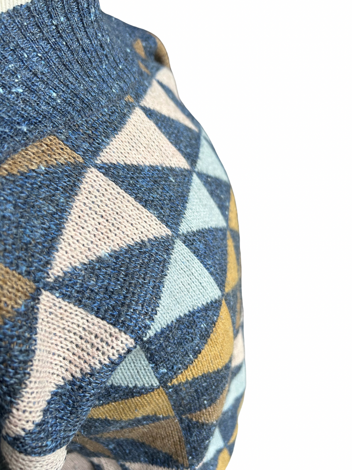 Pull over vintage motifs colorés la friperie vintage 25