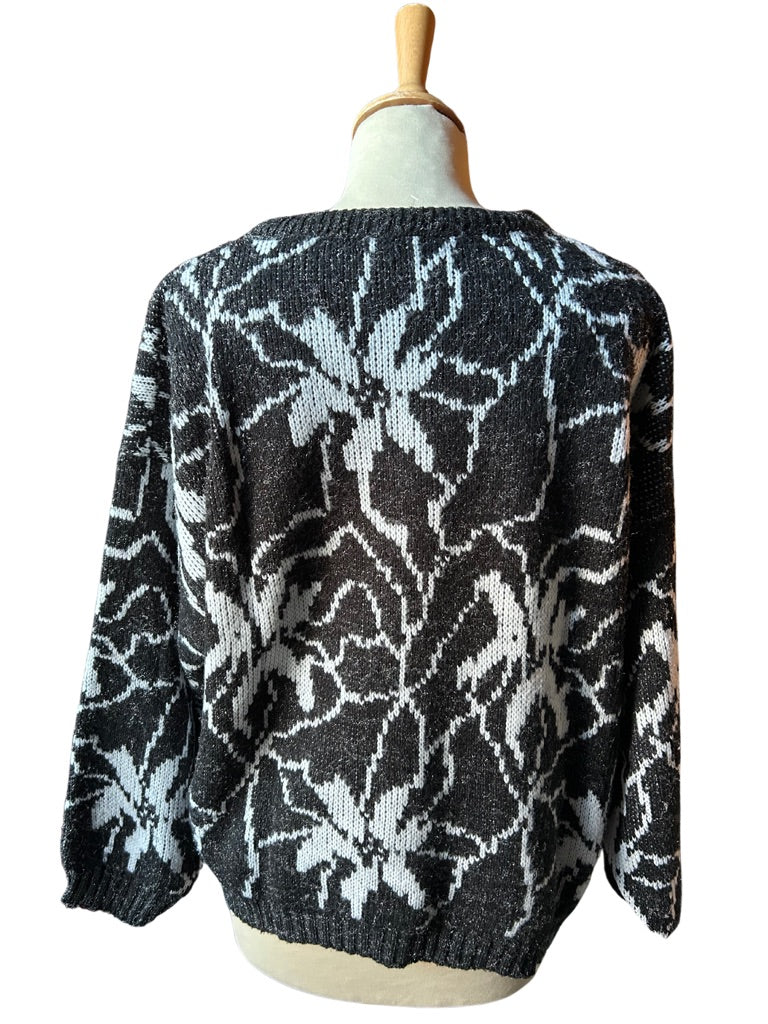 Pull over vintage noir et blanc à motifs la friperie vintage 25