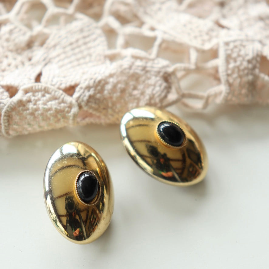 Boucles d'oreille à clips vintage or et noir la friperie vintage 25