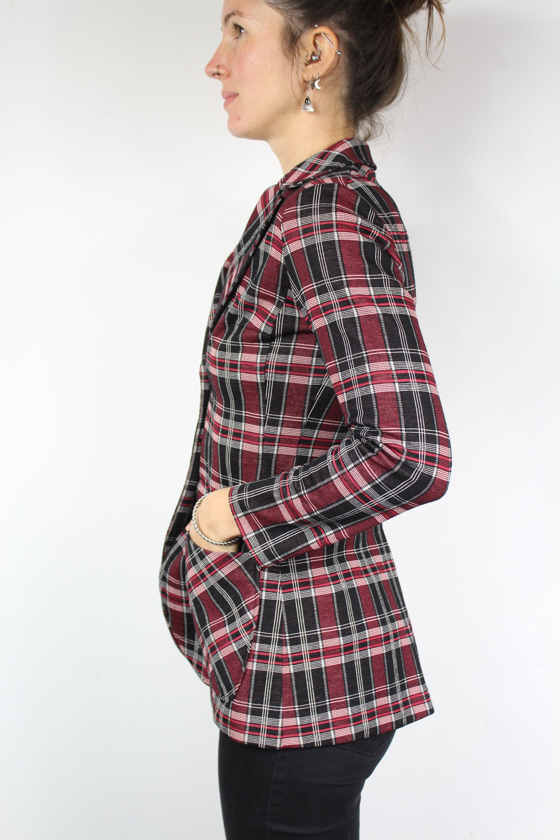 Veste vintage à carreaux rouge et noirs la friperie vintage 25