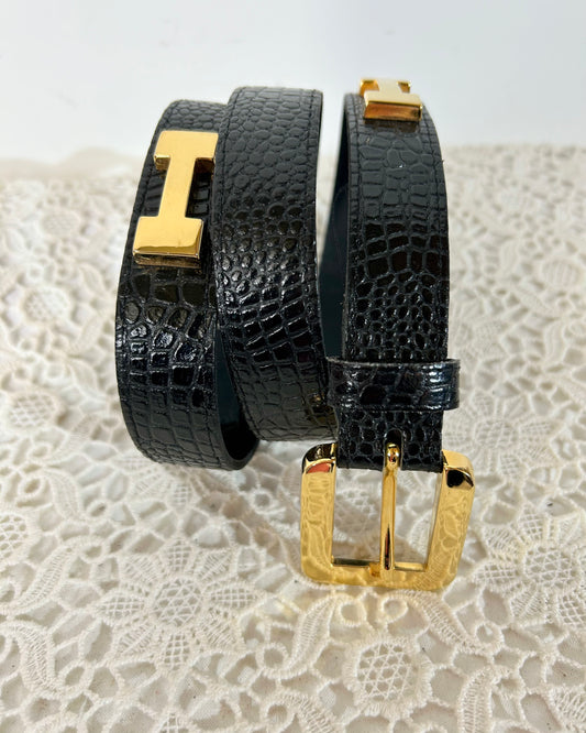 Ceinture vintage cuir noir lettres métalliques H