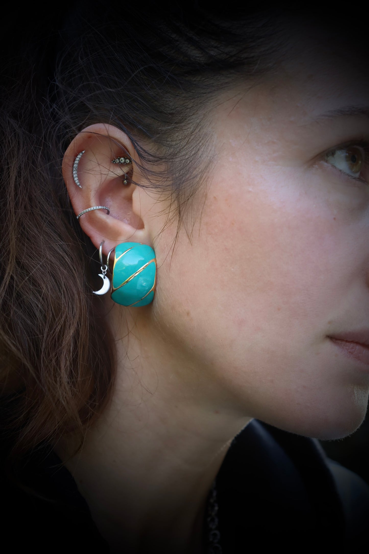 Boucles d'oreille à clips vintage émaillées turquoise la friperie vintage 25