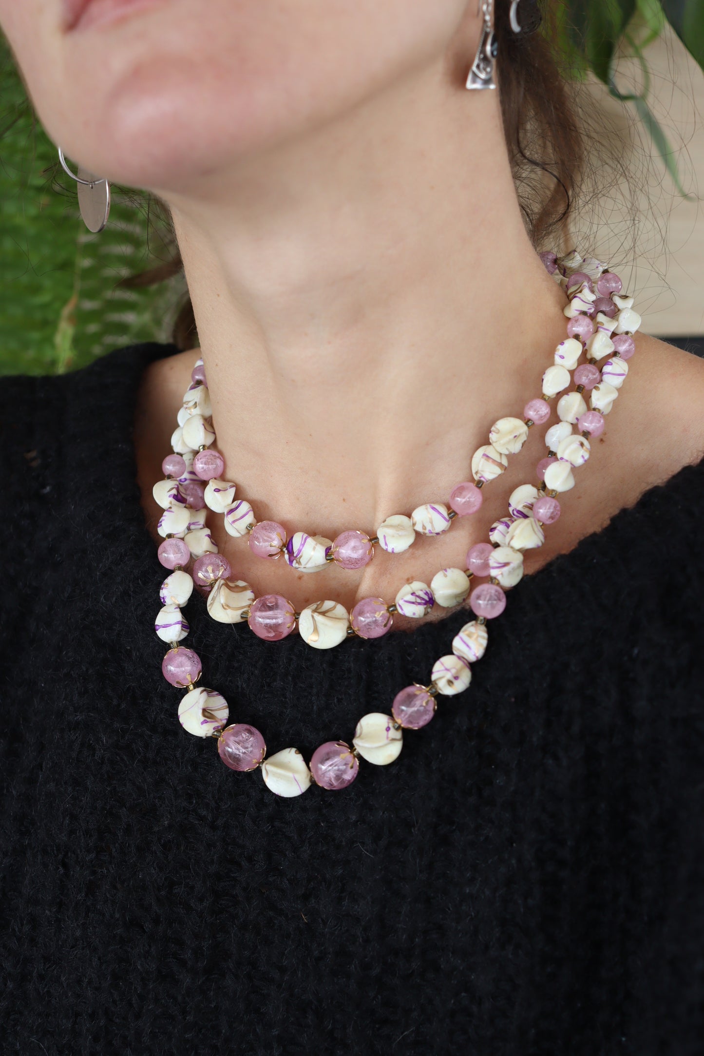 Collier vintage 70'S perles plastique 3 rangs la friperie vintage 25
