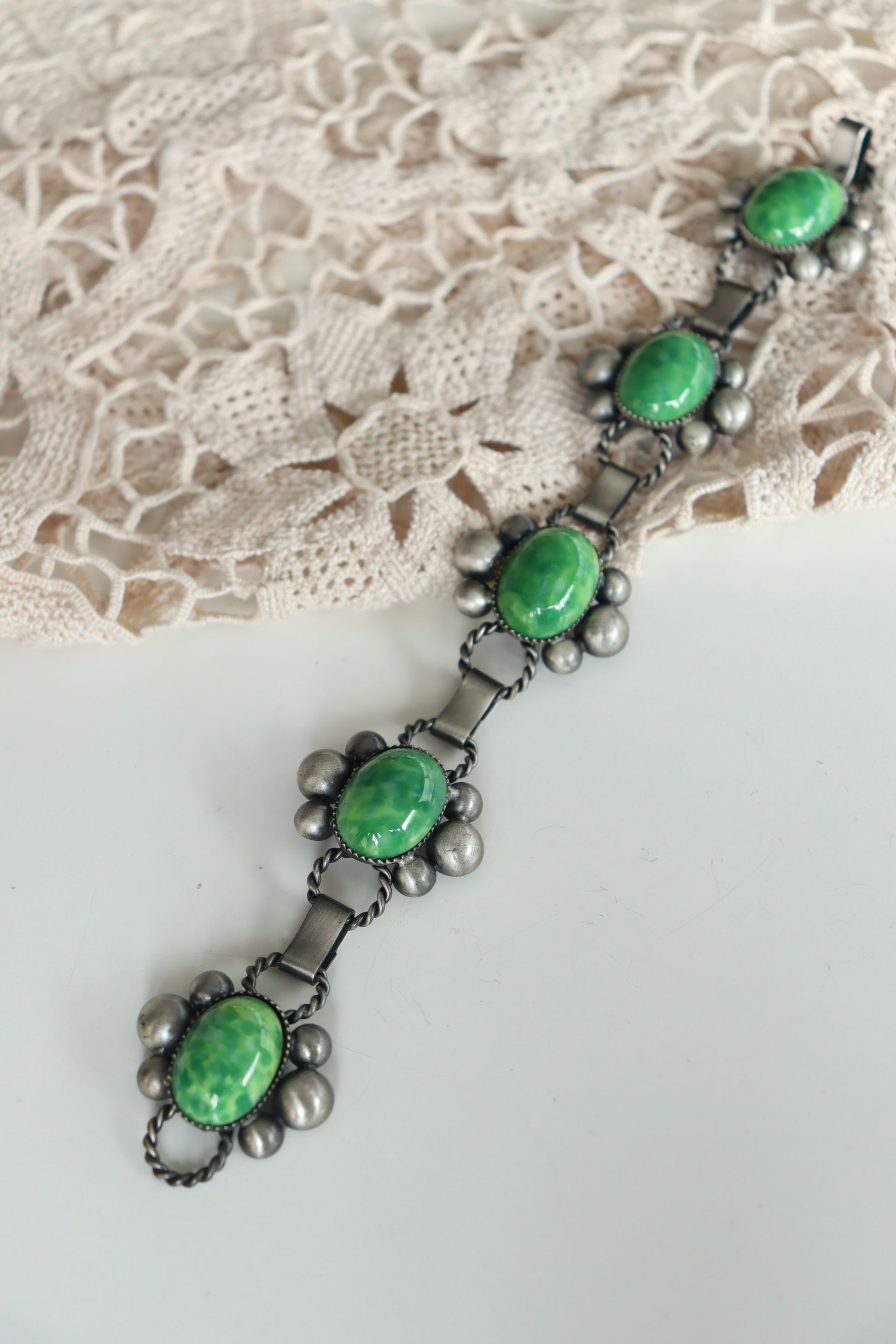 Bracelet vintage années 70 métal argent et vert la friperie vintage 25