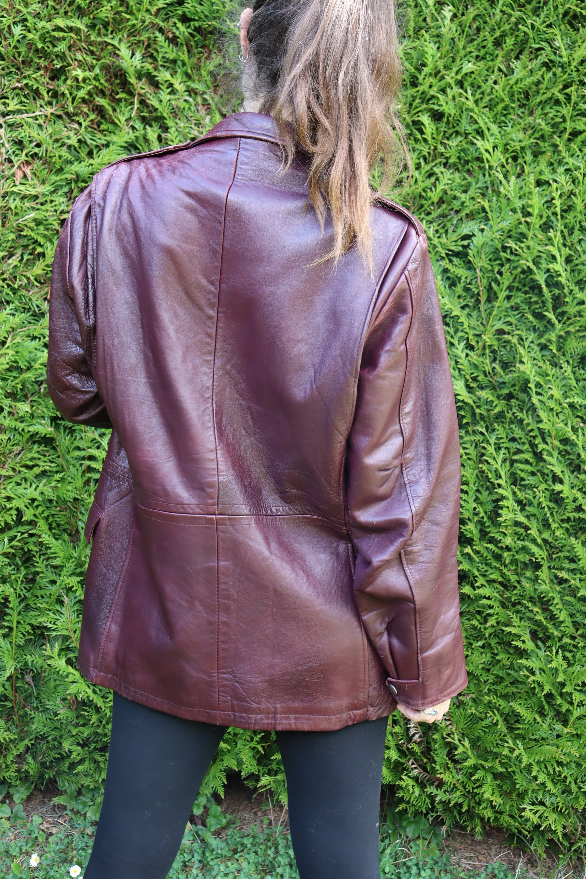 Veste en cuir bordeaux mi longue vintage la friperie vintage 25