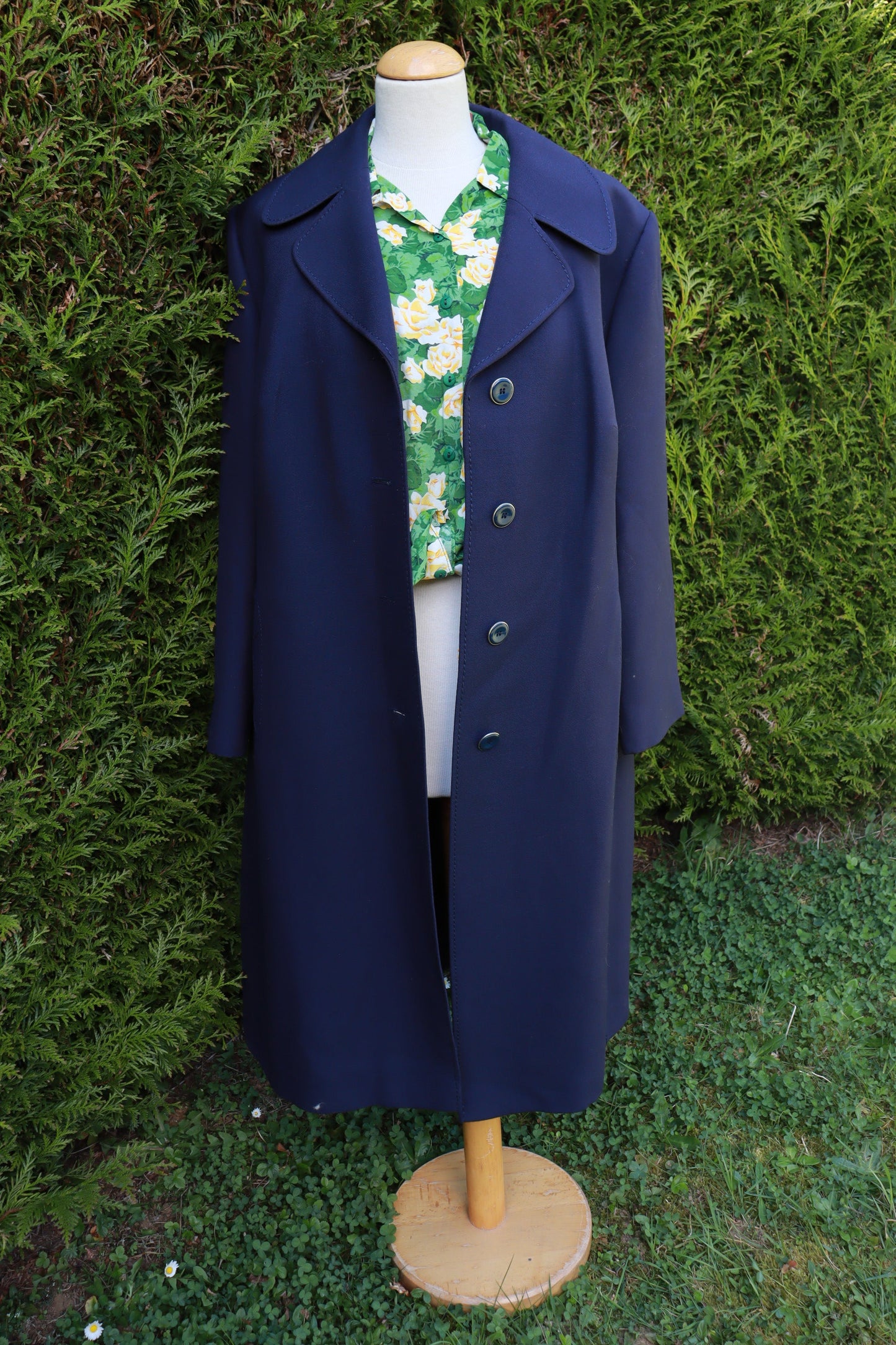 Trench bleu marine vintage laine la friperie vintage 25