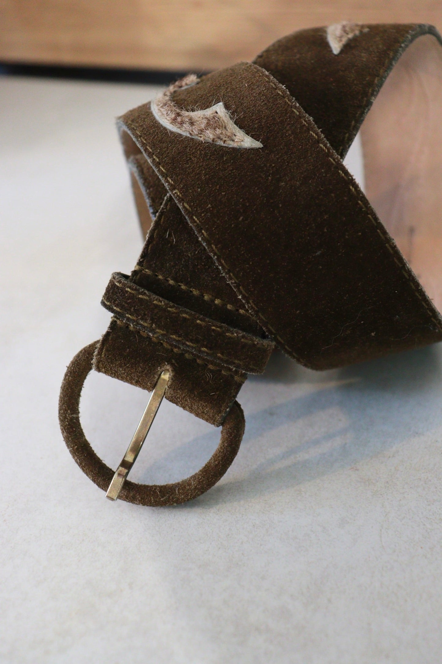 Ceinture en cuir suédé kaki - friperie vintage la friperie vintage 25