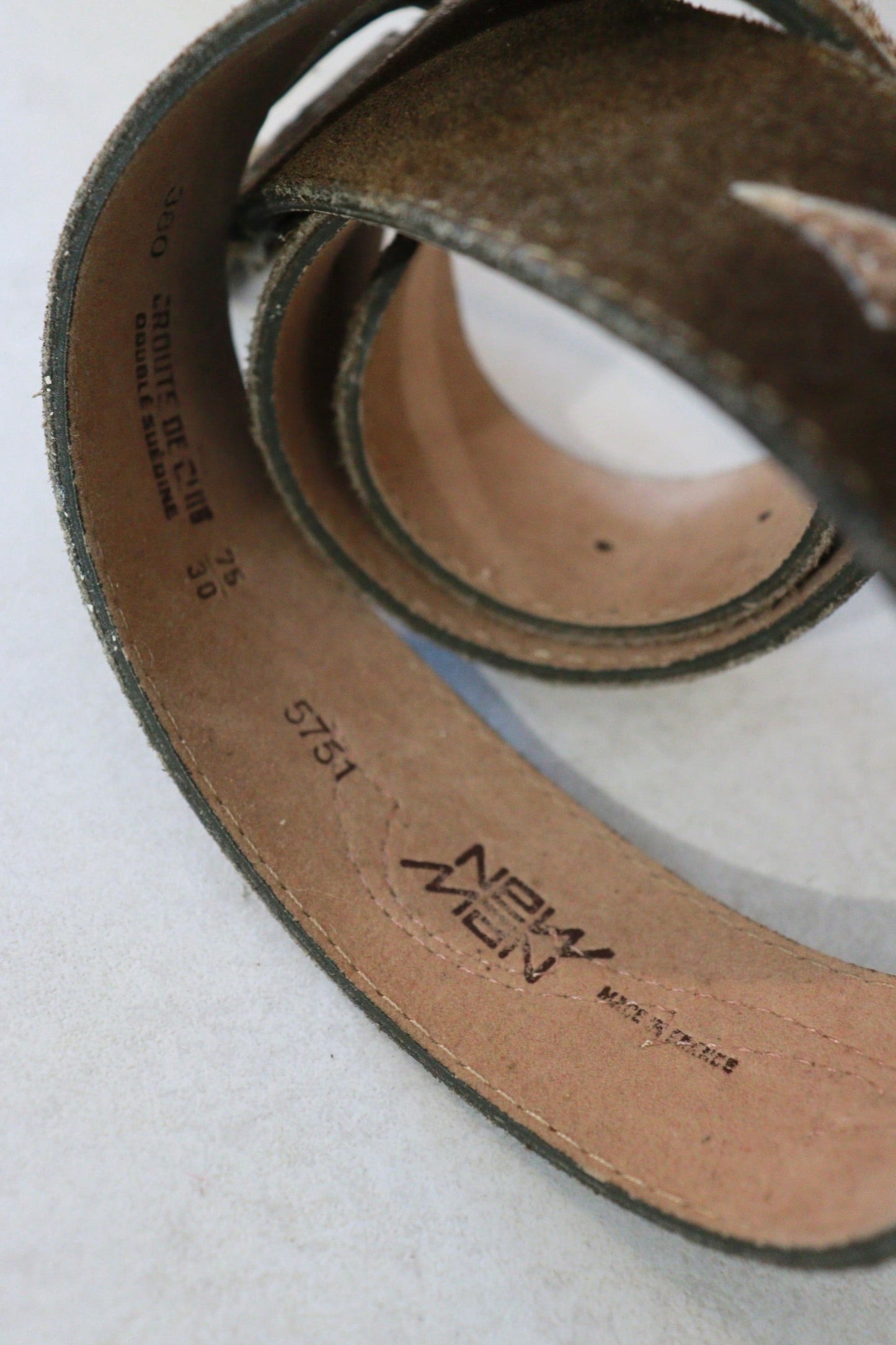 Ceinture en cuir suédé kaki - friperie vintage la friperie vintage 25