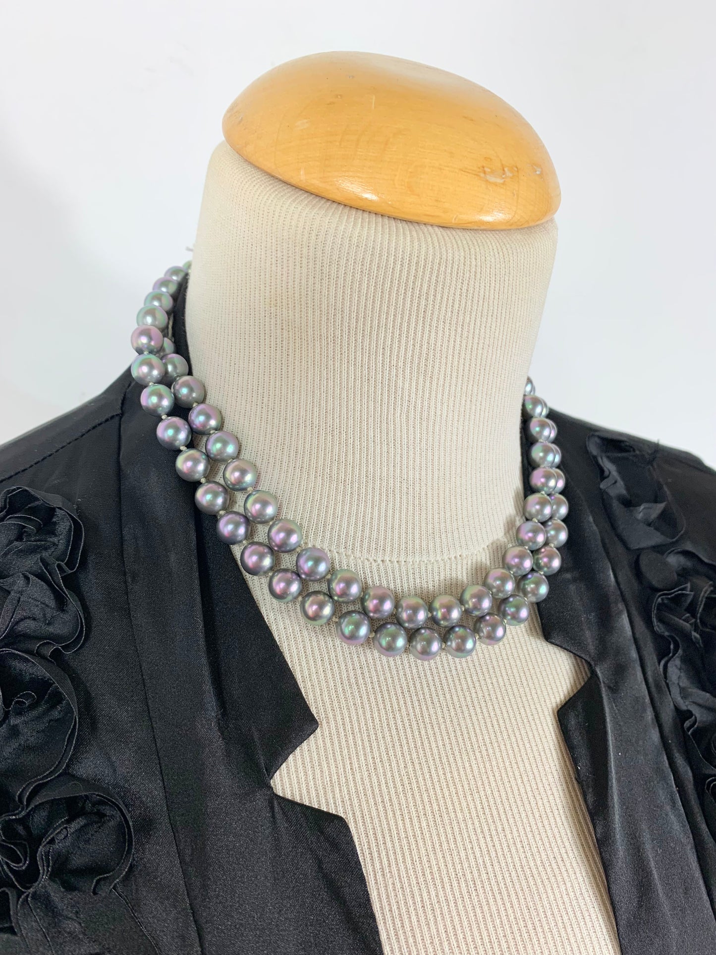 Collier sautoir vintage perles en verre imitation nacre joli fermoir
