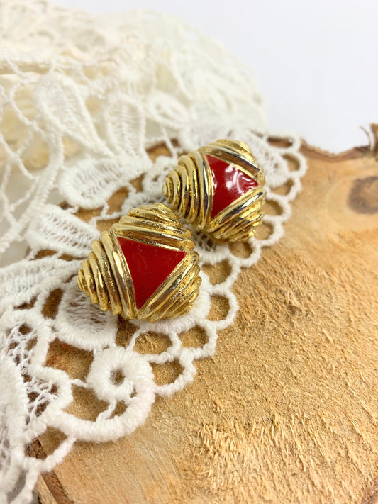 Boucles d'oreilles vintage clips triangle bombé or et rouge émaillé