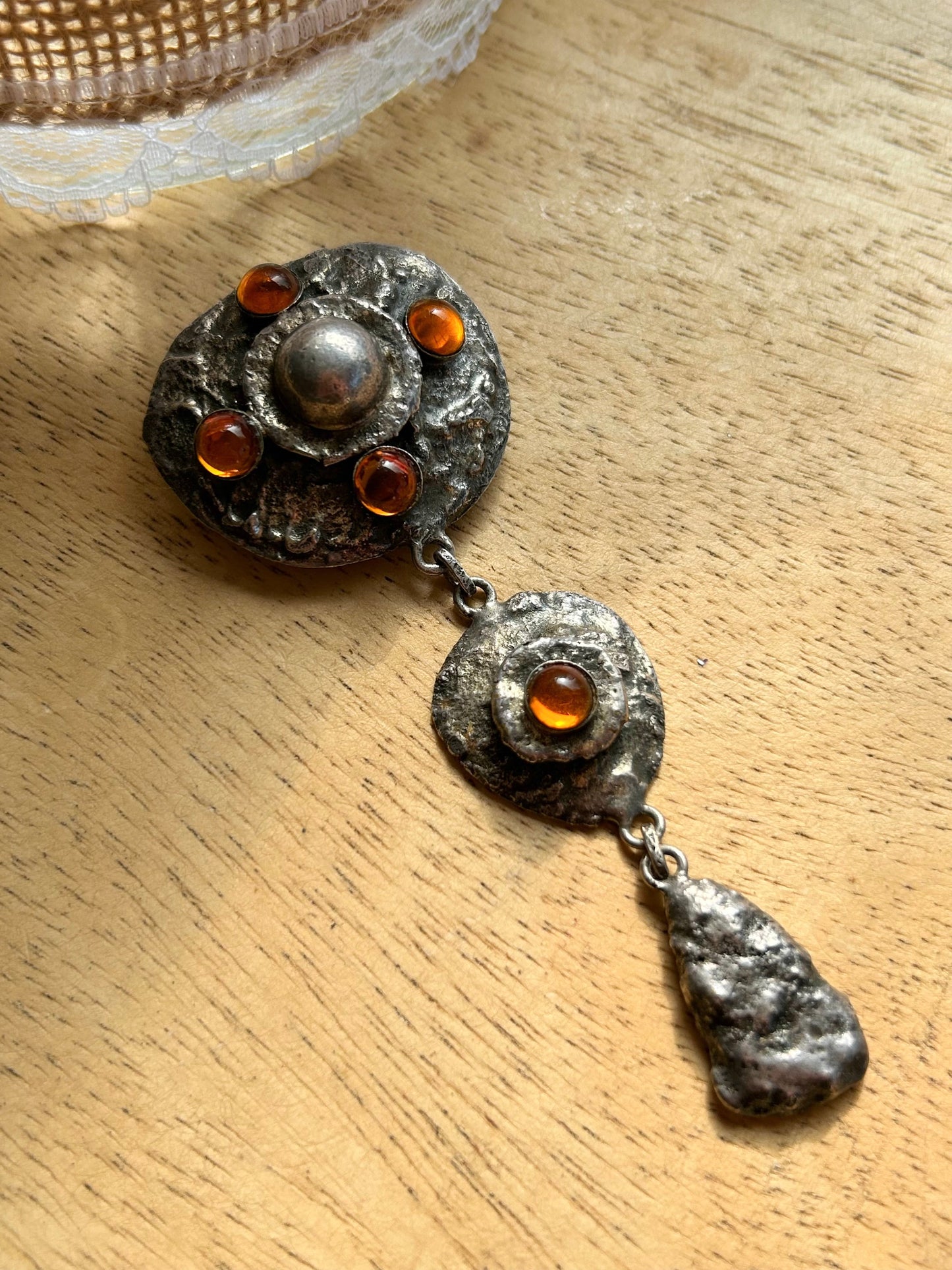 Broche Henry Perrichon ancienne métal argenté la friperie vintage 25