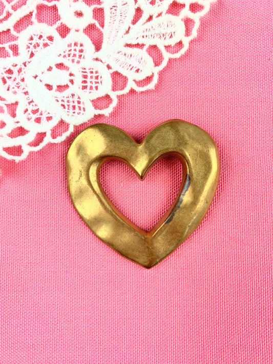 Broche coeur Onagrine Paris métal doré mat la friperie vintage 25