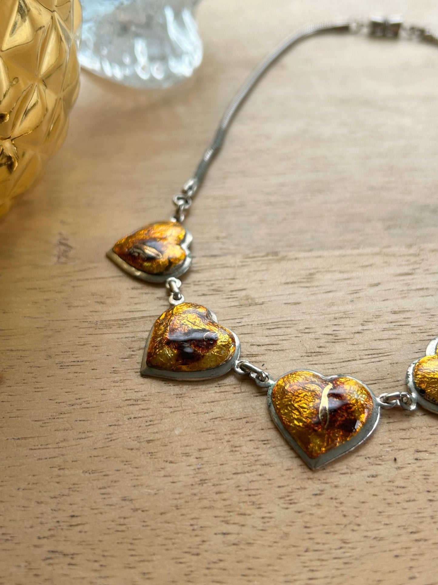 Collier coeurs vintage émail orange la friperie vintage 25