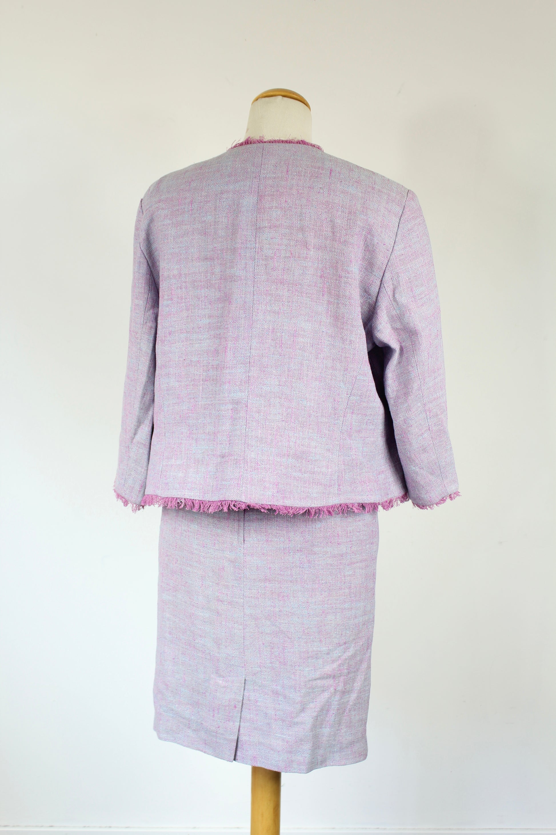Tailleur vintage Gérard Darel mauve rose jupe veste la friperie vintage 25