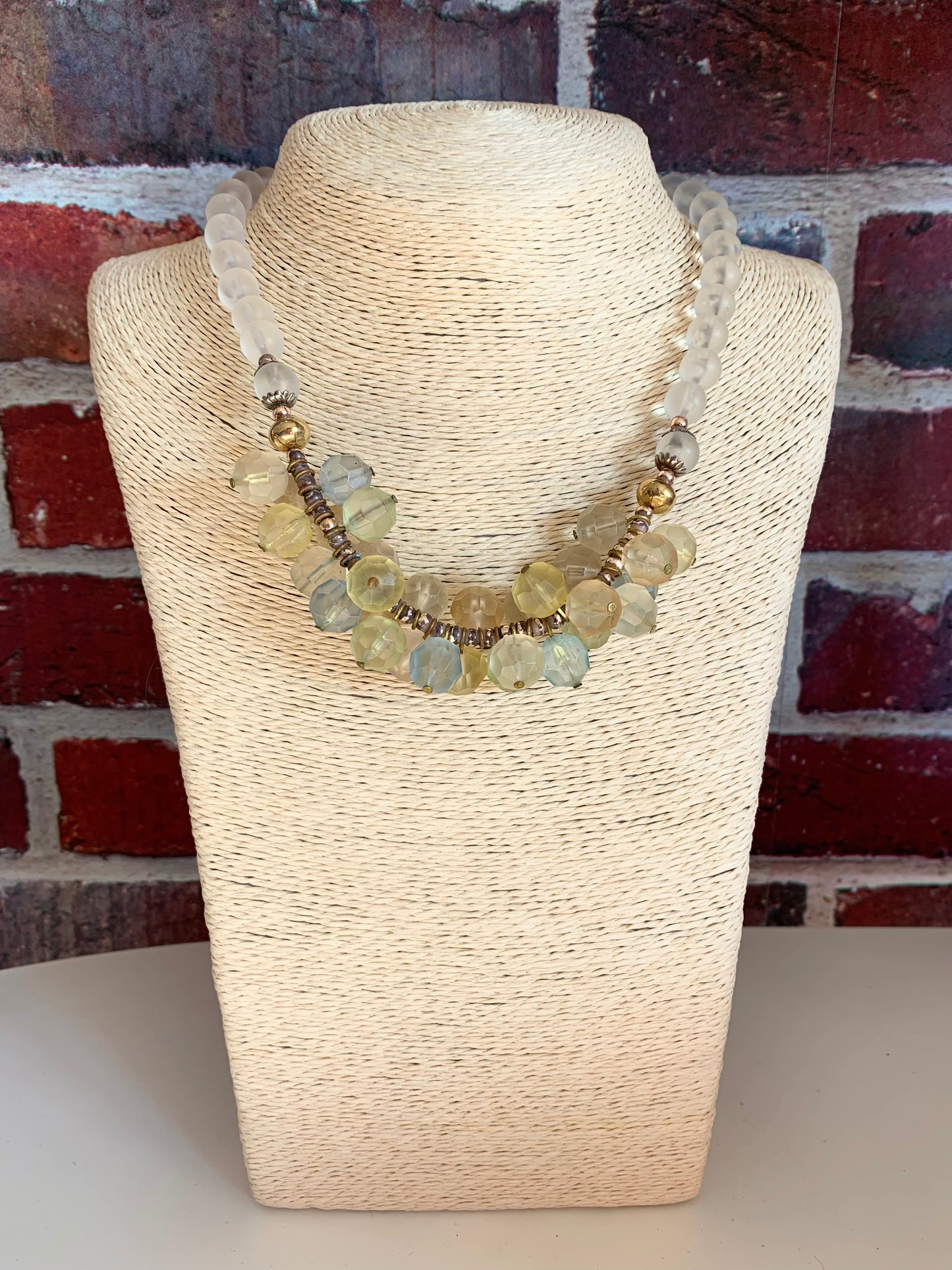 Collier vintage années 70 perles plastique transparentes la friperie vintage 25