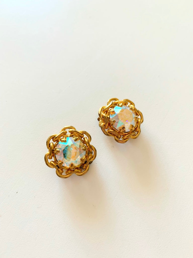 Boucles d'oreille clips vintage chaine dorée sertie strass à reflets La friperie vintage la friperie vintage 25