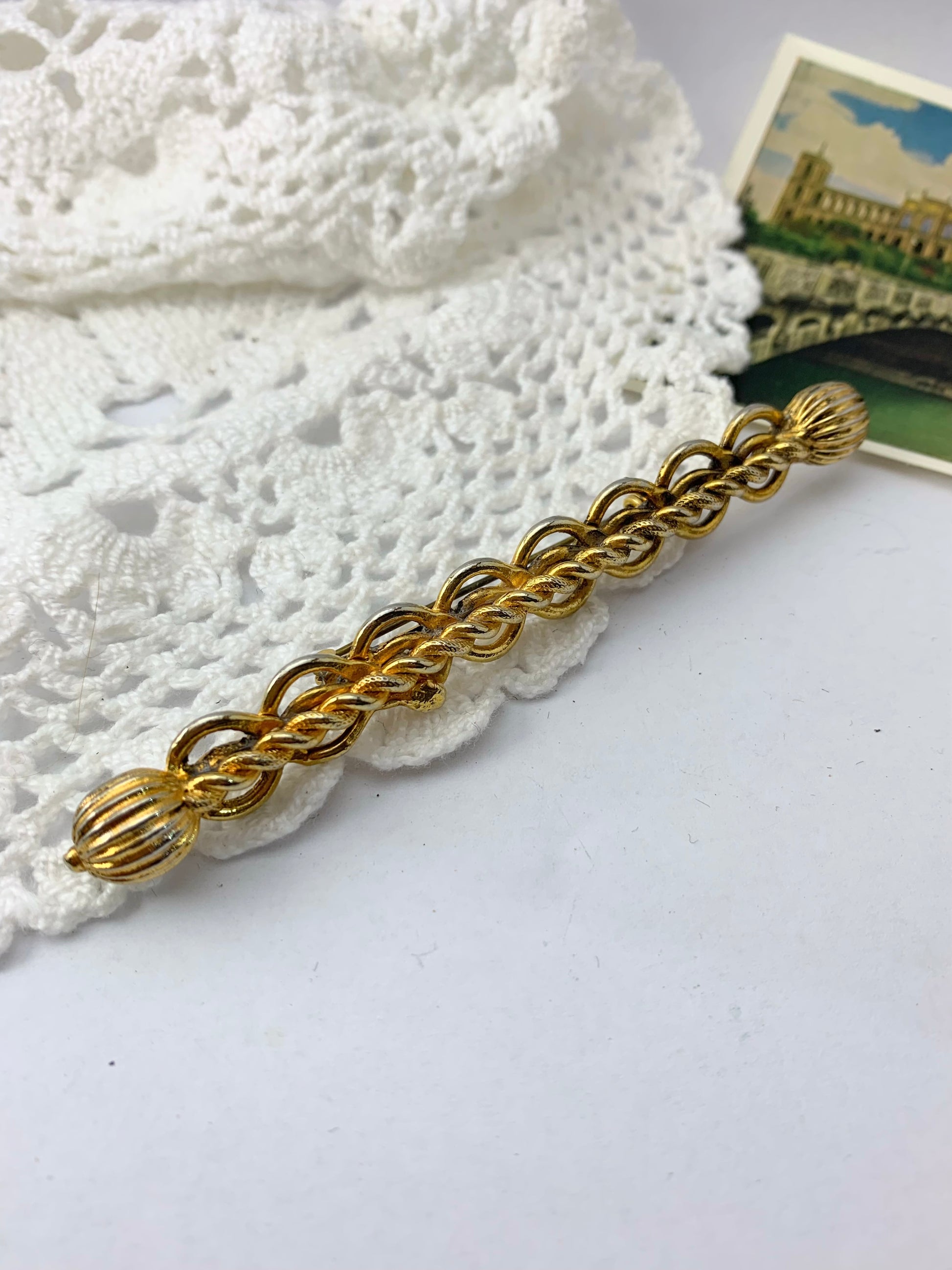Broche vintage pic à chapeau métal doré la friperie vintage 25