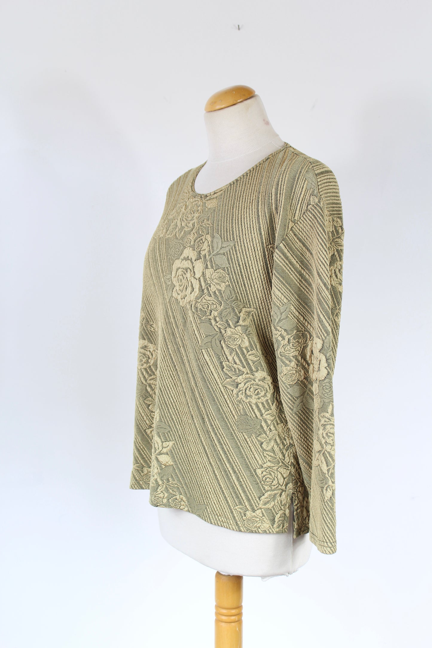 T-shirt vintage manches longues mi saison vert à fleurs la friperie vintage 25
