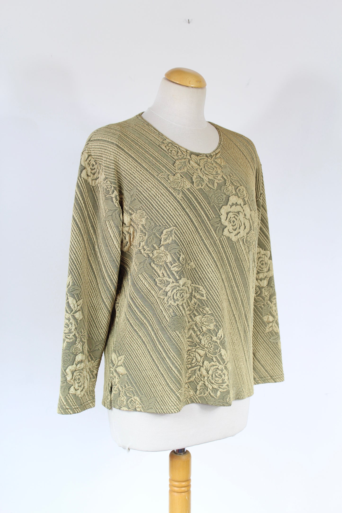 T-shirt vintage manches longues mi saison vert à fleurs la friperie vintage 25