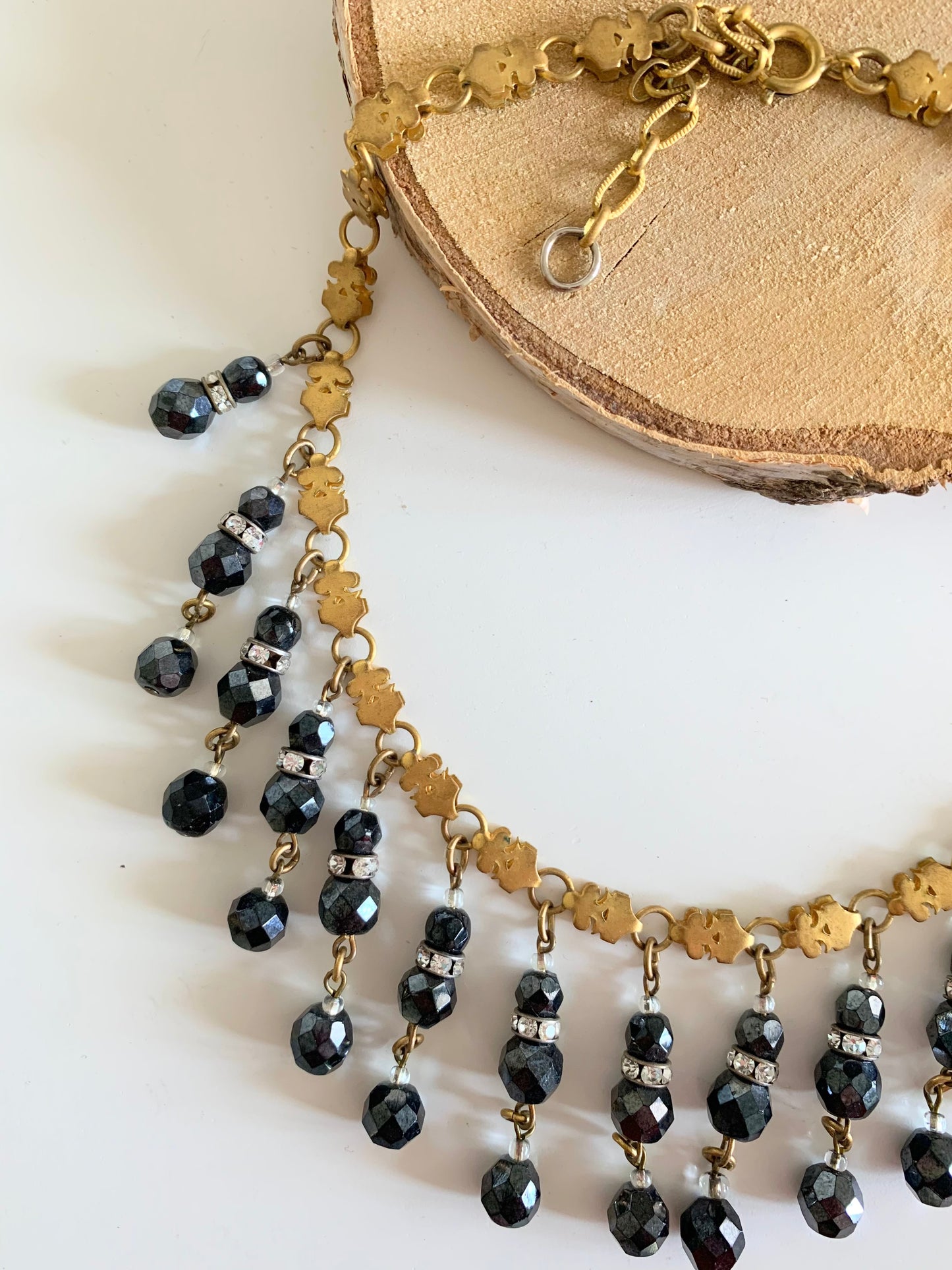 Collier ancien doré perles hématites et strass La friperie vintage la friperie vintage 25