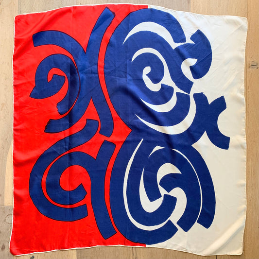 Foulard carré vintage en soie rouge et bleu La friperie vintage la friperie vintage 25