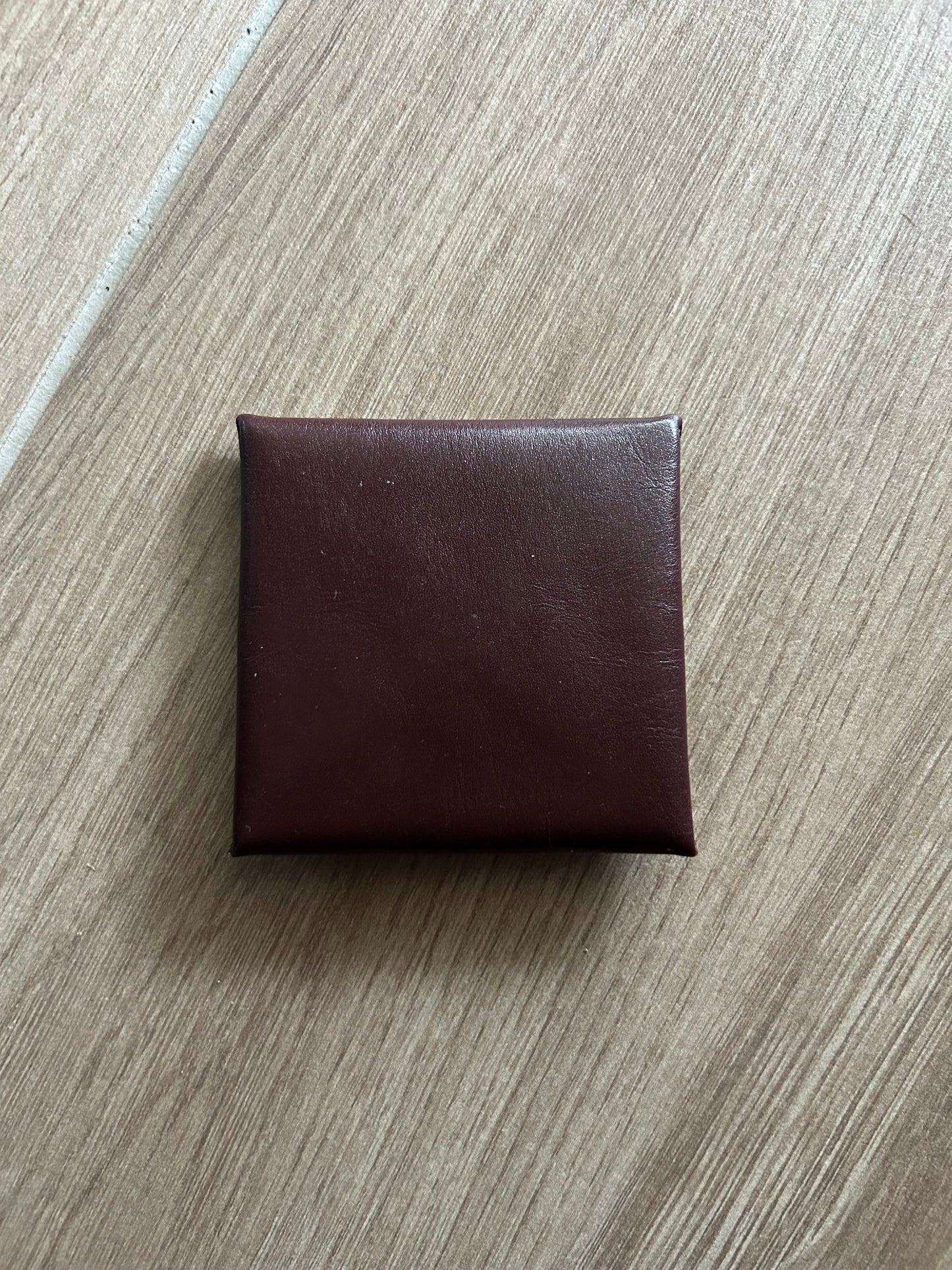 Porte monnaie Cartier vintage cuir Bordeaux la friperie vintage 25