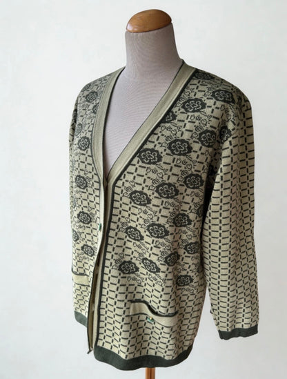 Cardigan vintage vert motifs fleurs