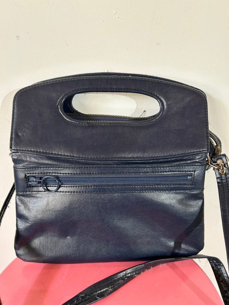 Sac à main vintage cuir bleu marine Lemaire-Gaigeard la friperie vintage 25