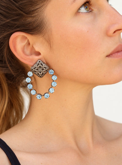 Boucles d’oreilles clips vintage strass bleus