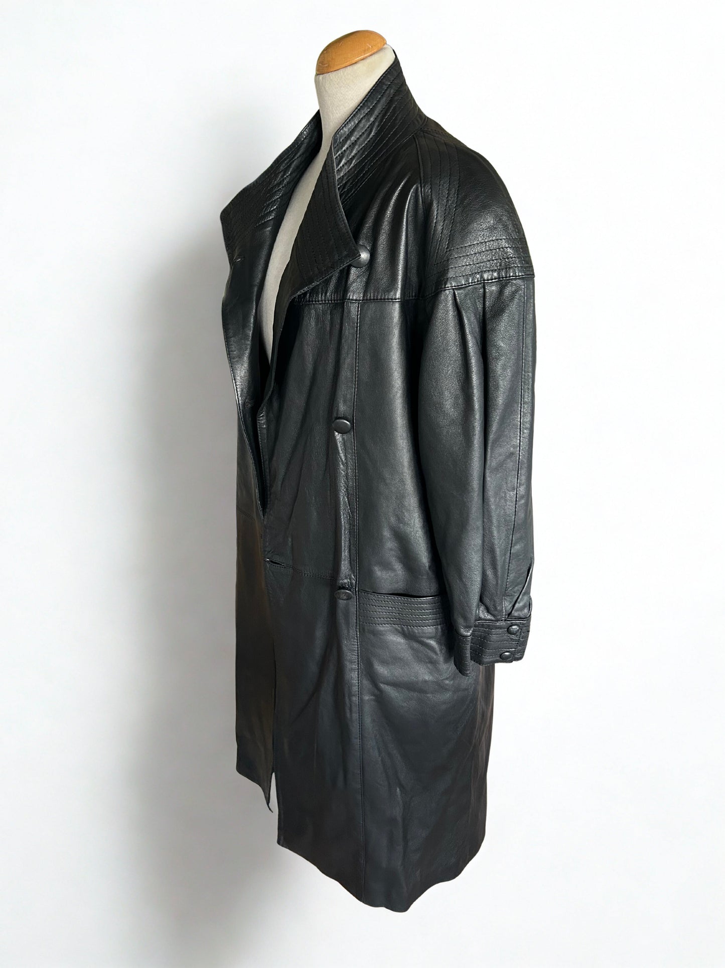 Manteau long en cuir vintage doublure amovible la friperie vintage 25