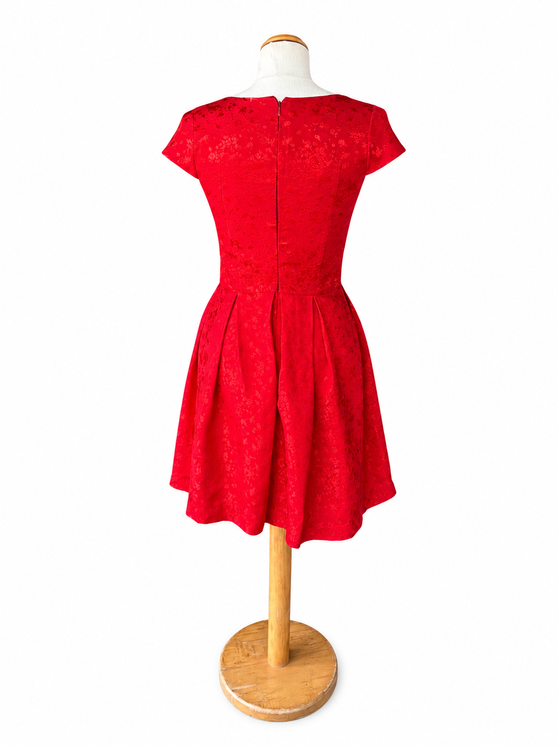 Robe vintage rouge jacquard satinée