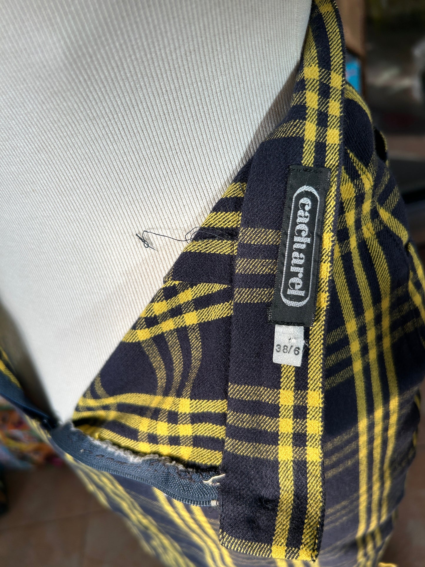 Jupe vintage à carreaux Cacharel la friperie vintage 25