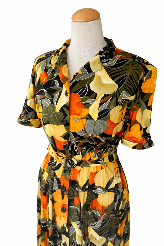 Robe vintage tropicale ceinturée à poches