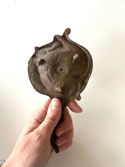 Bougeoir ancien en laiton baroque la friperie vintage 25