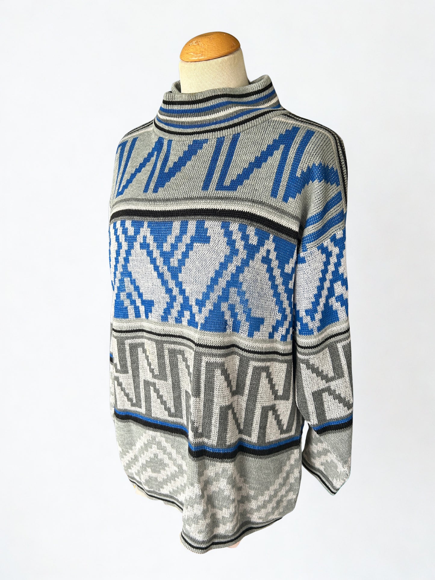 Pull vintage col montant motif gris bleu