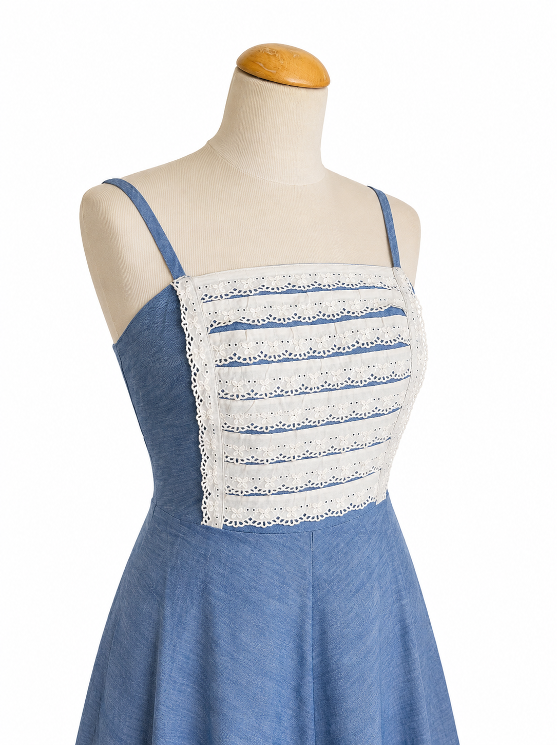 Robe vintage 70 bretelles et dentelles